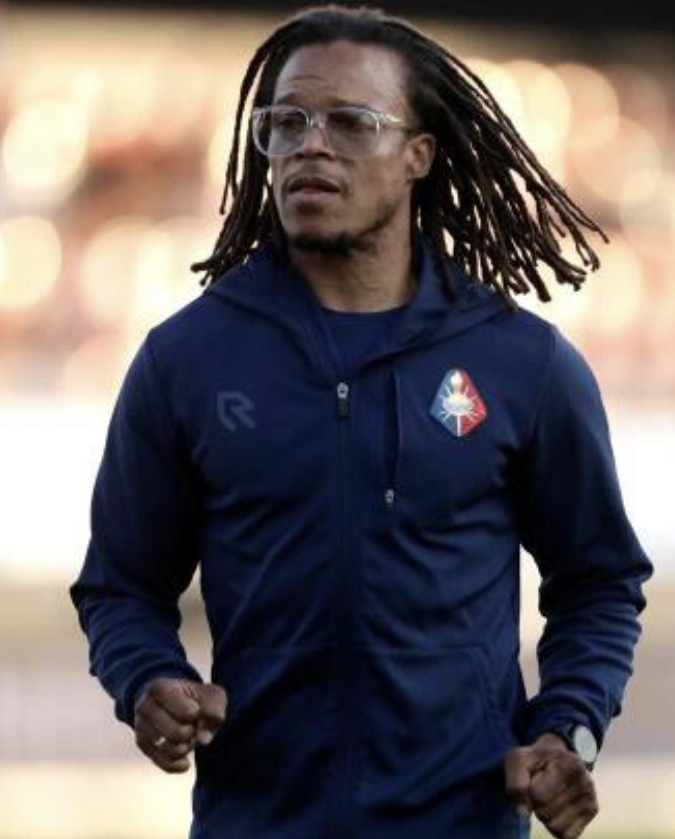  p>埃德加·戴维斯(edgar davids),全名埃德加·斯蒂文·戴维斯(edgar