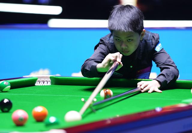 男,中式 a target="_blank" href="/item/台球/83132" data-lemmaid="