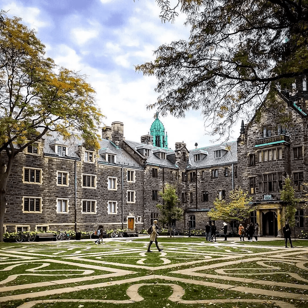 凡尔赛大学科学与技术学院