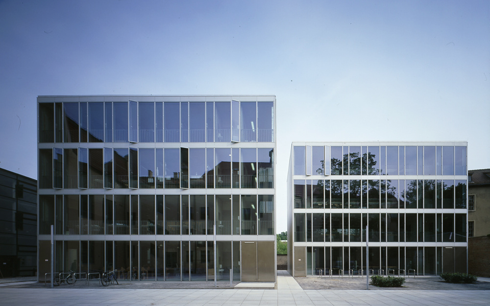 魏玛包豪斯大学