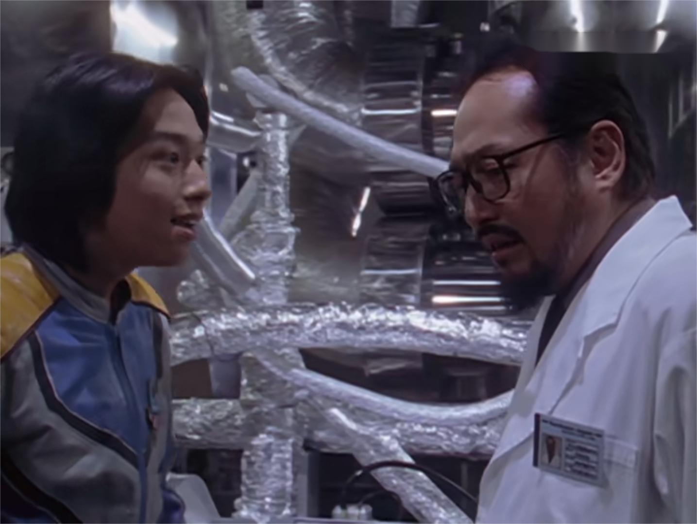 data-ctrid="tq16wyhqihum">艾利尔基地科学研究中心量子力部门的博士