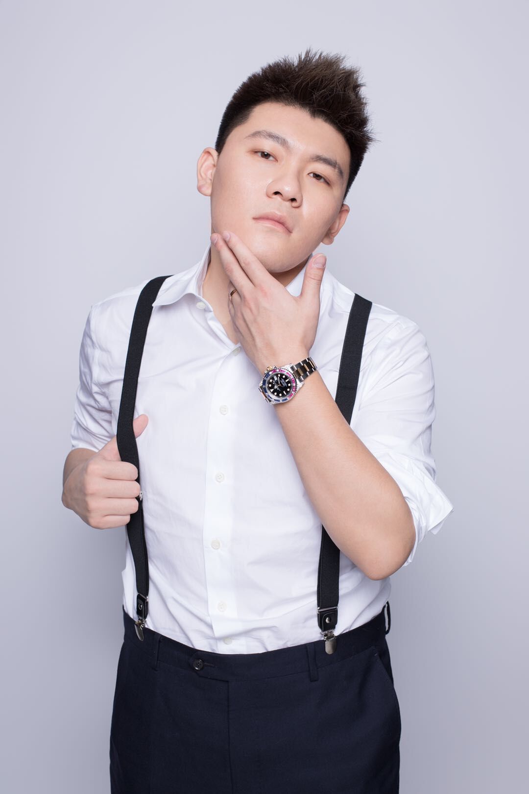  p data-id="gnvh9la6zv">韩景枫,《韩贩》节目