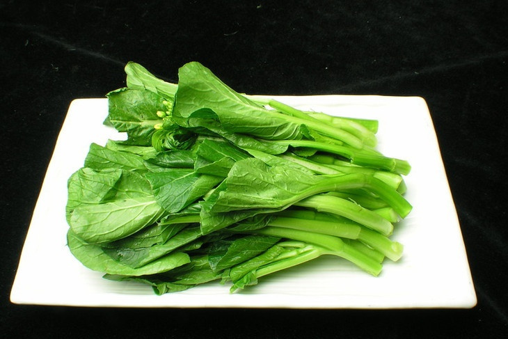 生煸油菜心