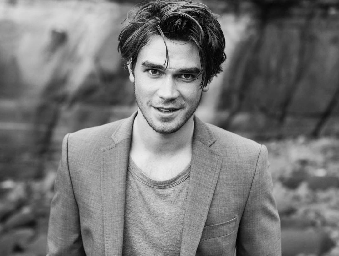 keneti james fitzgerald apa) /i>,1997年6月17日出生于新西兰奥克兰