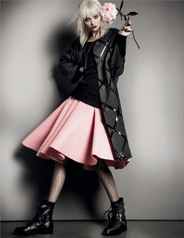  p>弗拉达·洛丝亚珂娃 (vlada roslyakova) ,1987年7月8日出生于