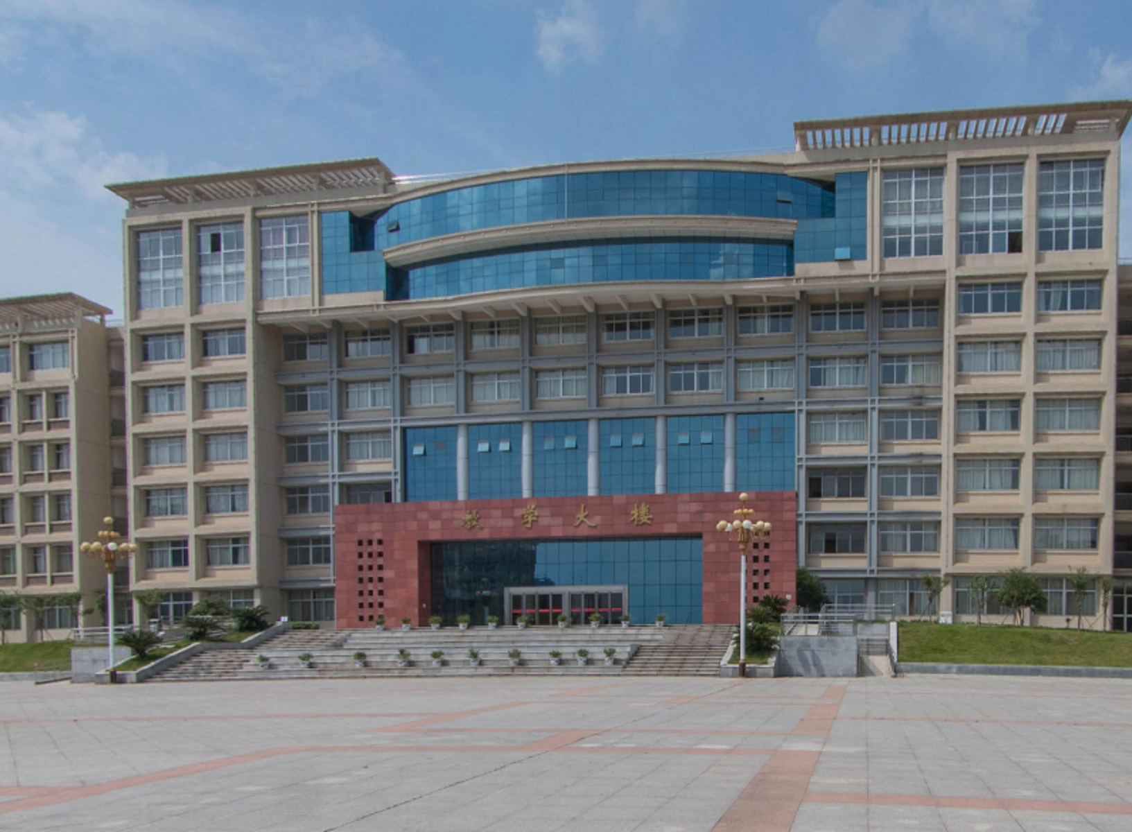  p>豫章师范学院,位于江西省南昌市,是国家教育部批准成立的公办 a
