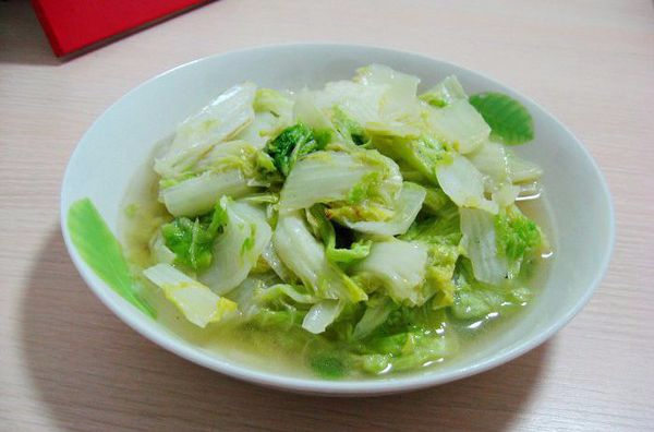  p>素炒白菜帮是一道菜品,主要制作材料为大白菜, a target="_blank"