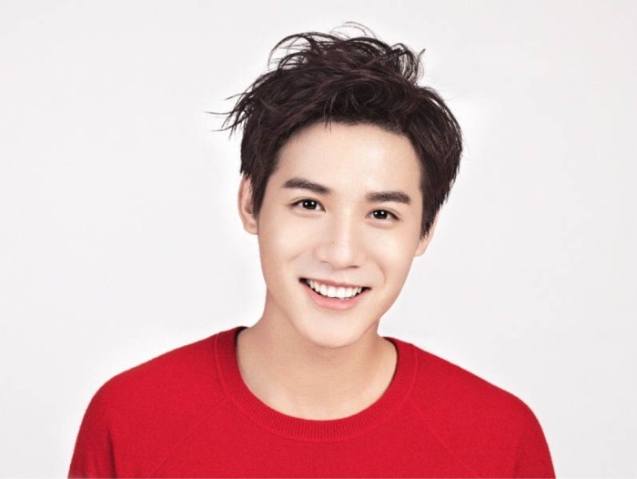  p>郑业成,1993年8月26日出生于 a target="_blank" href="/item/吉林