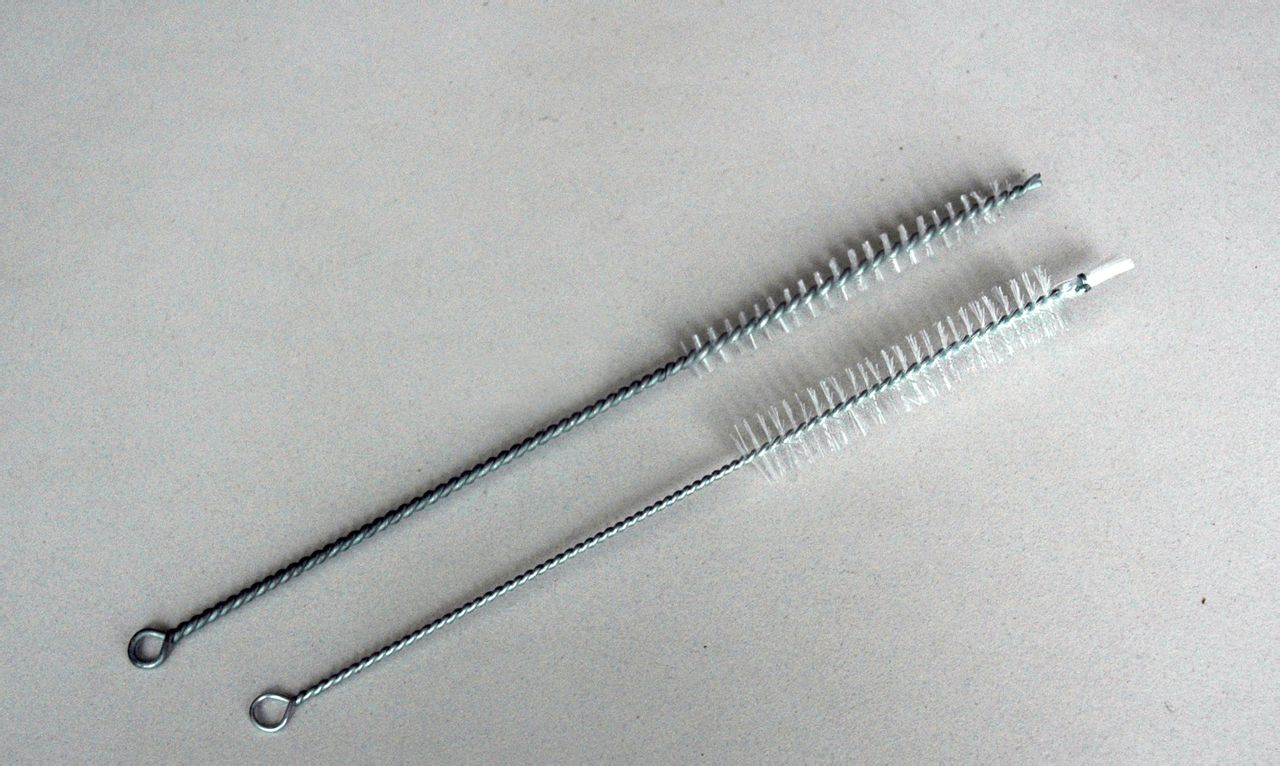  p>试管刷,英文为tube brush ,又叫管子刷,吸管刷,清孔刷,扭丝刷,管道