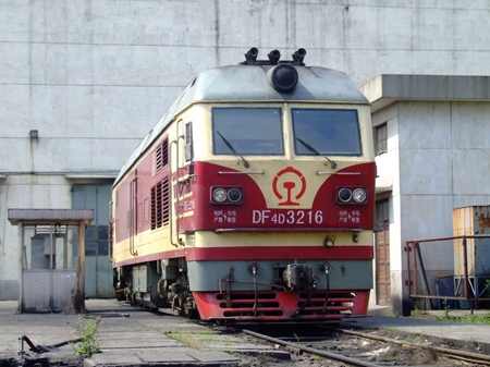 东风4dk型内燃机车