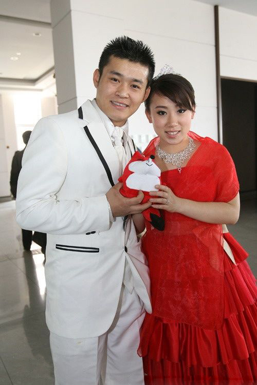 ue10ic">丫蛋,1987年11月29日出生于中国黑龙江省七台河市,原名吕品