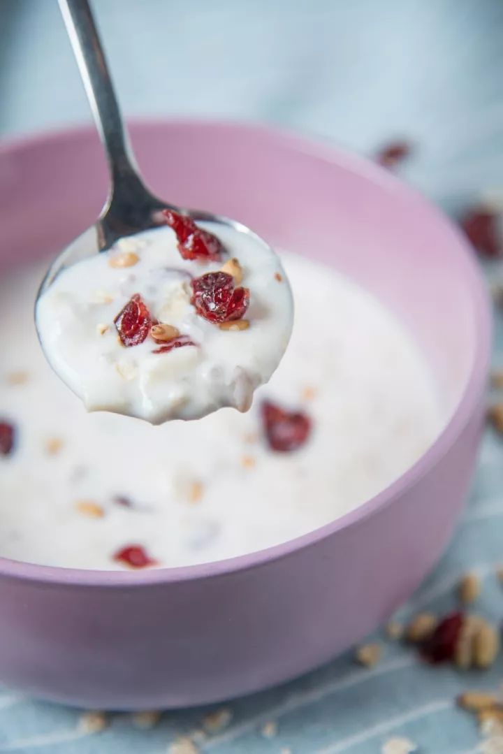 燕麦雪梨糯米粥