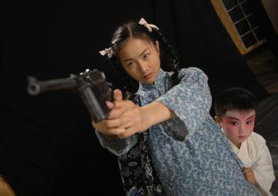  p>《家仇》是江苏广播电视台和上海无止境科技文化发展有限公司联合