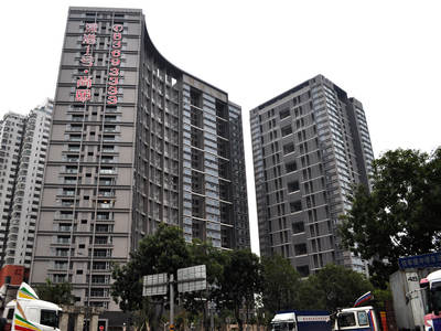  p data-id="swoyizetz5qg">深港1号皇御苑四期是深圳市福田区的 a