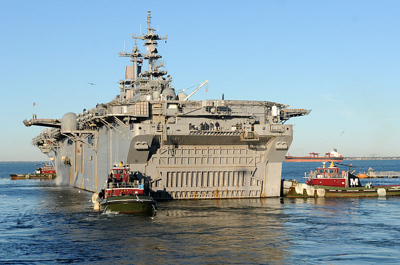  p>黄蜂级两栖攻击舰(英文: b> i>wasp-class amphibious assault