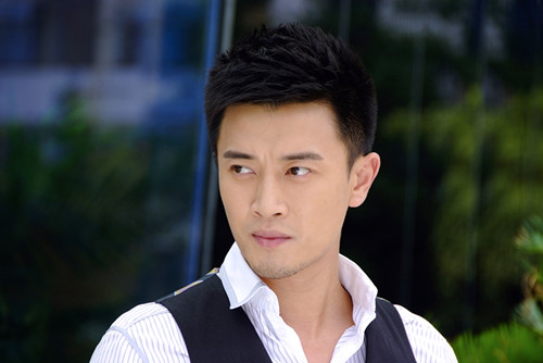  p>仲豪是蒋毅饰演的电视剧《凤凰牡丹》中的主要 a target="_blank"