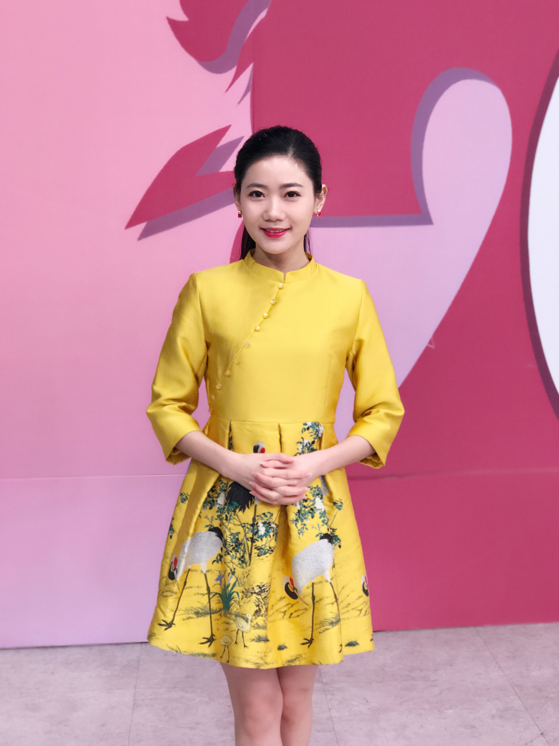  p data-id="gnb17ma5u4">戴钰轩,女,汉族,湖南长沙人,著名主持人.