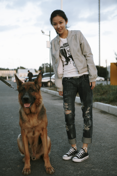  p>哈森,1990年7月29日出生于内蒙古自治区,中国内地女演员. /p>