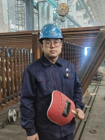  p data-id="t0isd3artk2b">王大龙是 a target