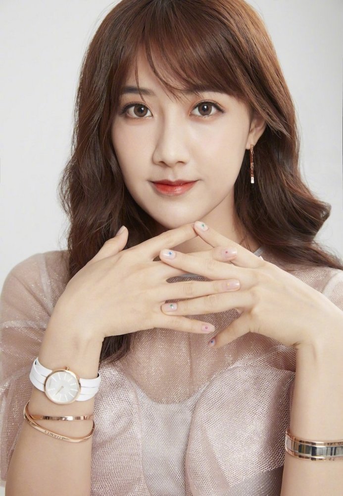 李艺彤（中国内地女歌手、演员）_百度百科