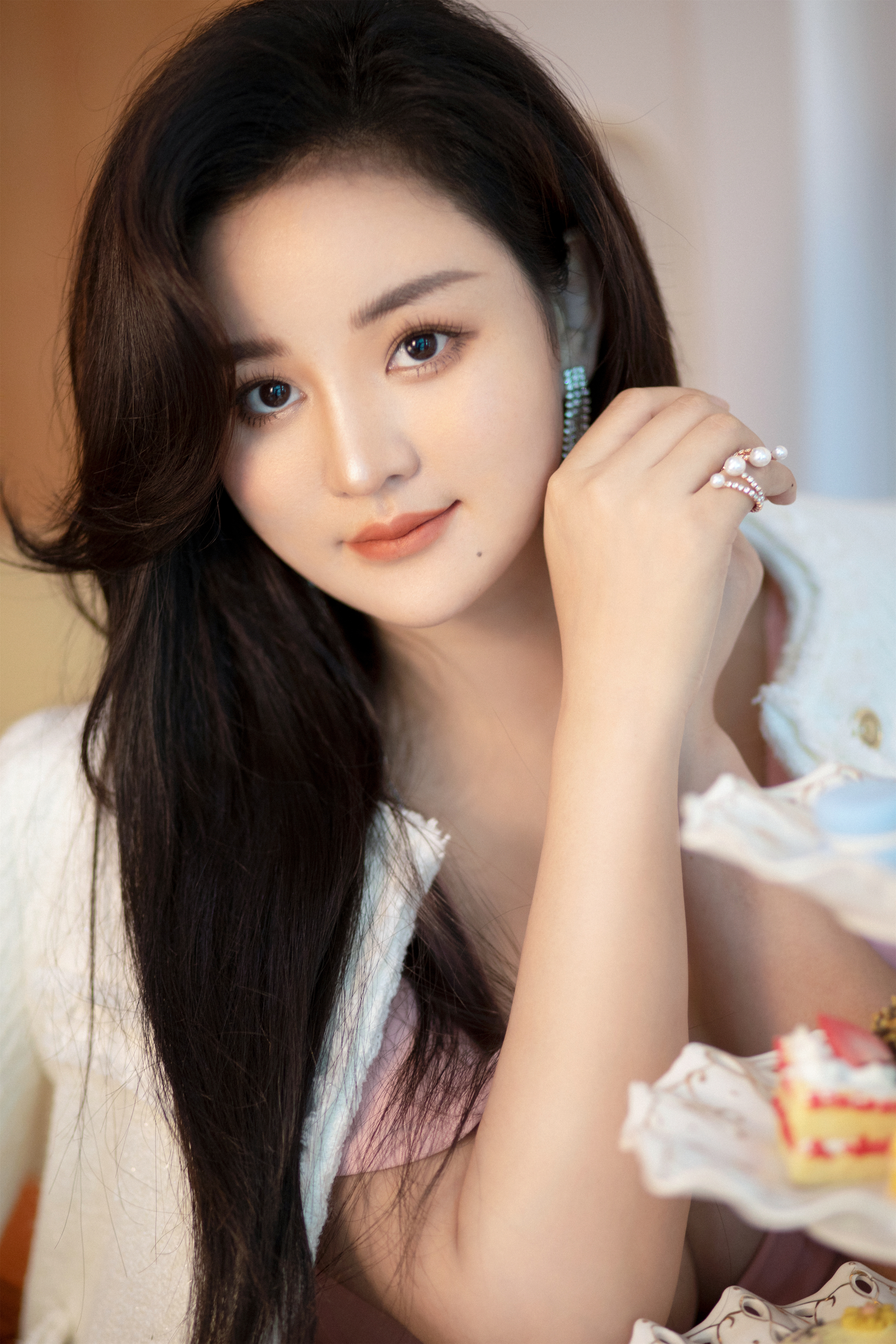  p> span class="ref" data-ctrid="2jrsap1ky55">潘琳琳,1999年7月14