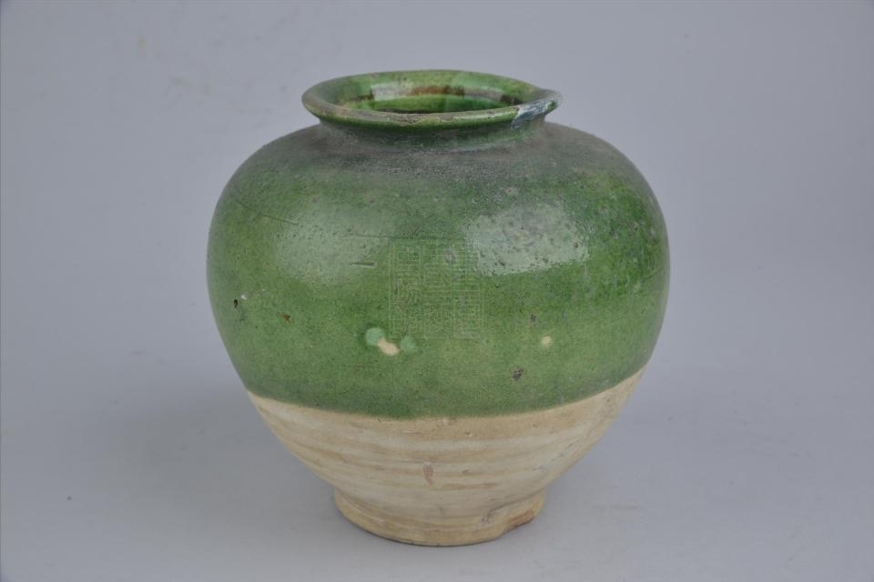 唐绿釉瓷罐