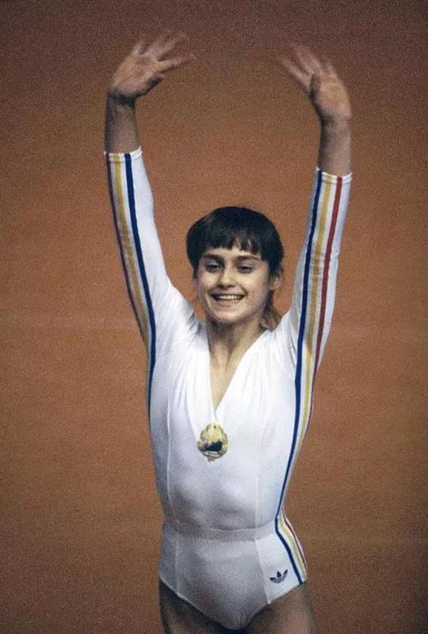 纳迪亚·科马内奇