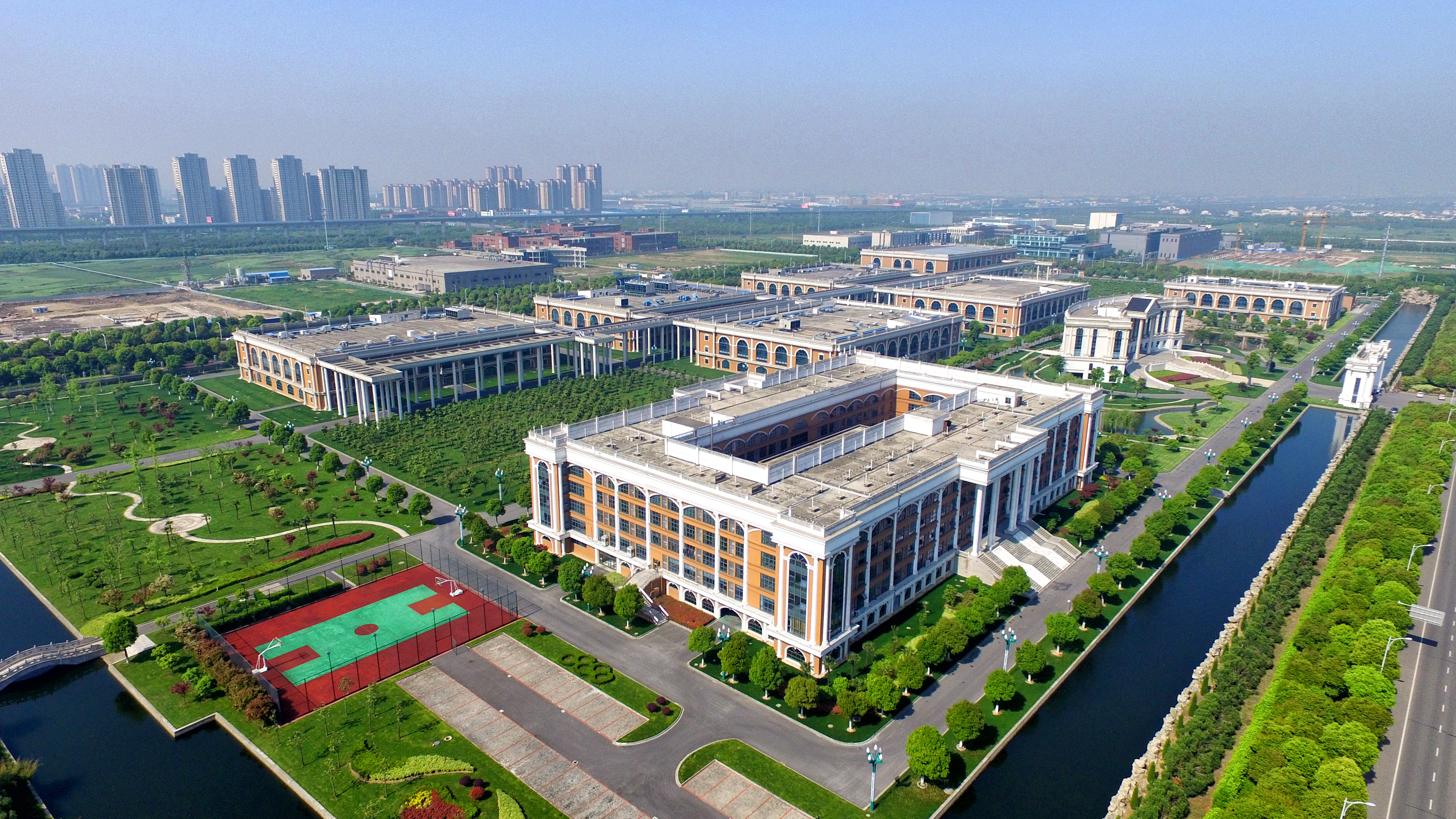  p>薛家镇,隶属于江苏省常州市新北区.