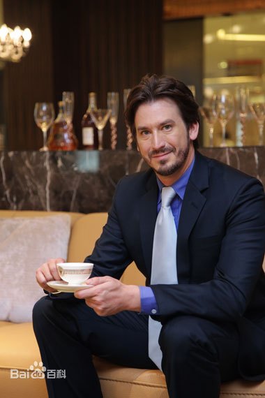  p>史龙天(steven weathers) 是《美语圈》的创始人,同时也是《老外