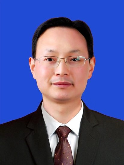  p>刘峰,男,汉族,1978年10月出生,贵州遵义人,中共党员,2000年09月