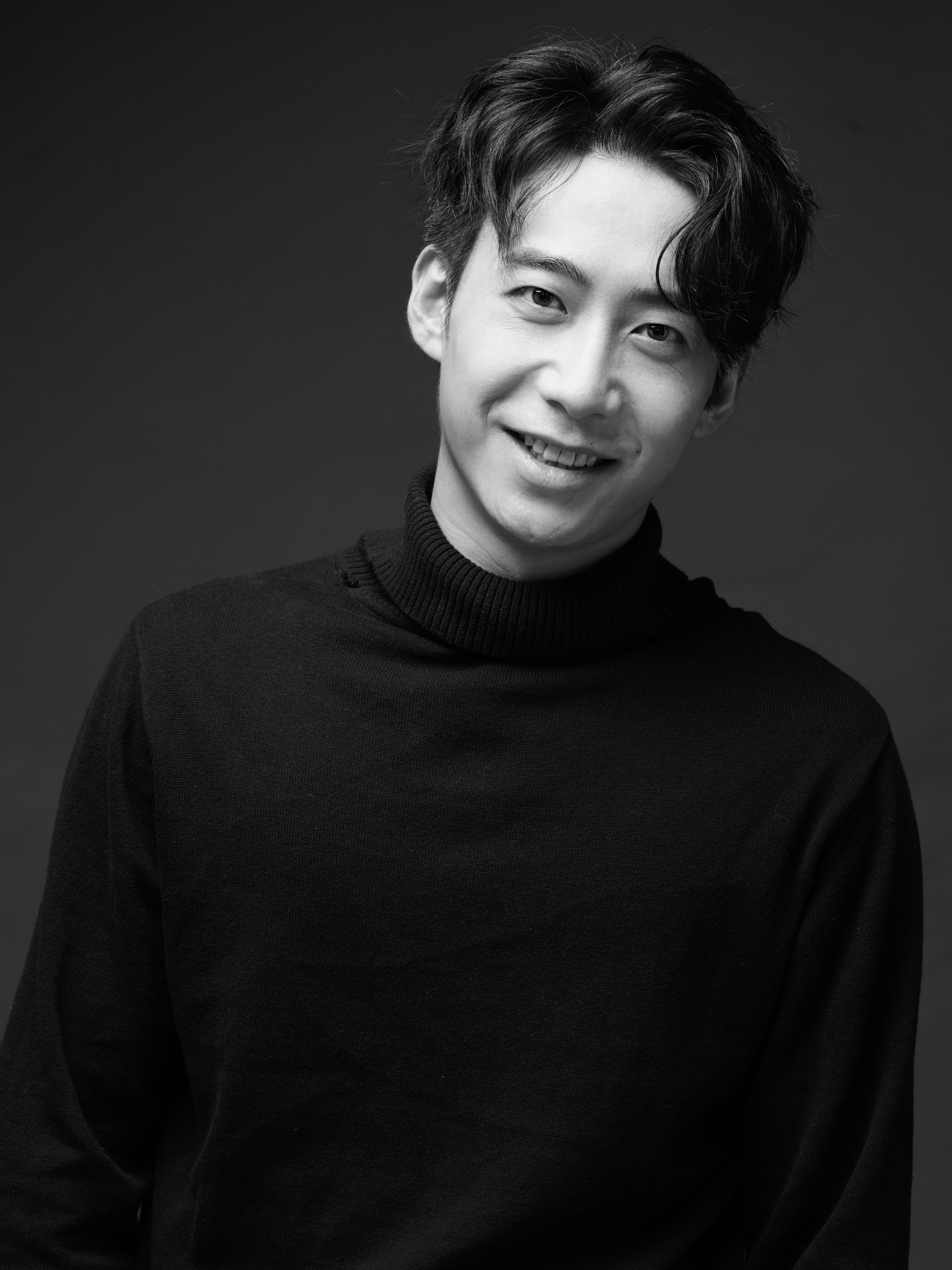  p>周航,1993年11月3日出生于甘肃省天水市,中国内地影视男演员.