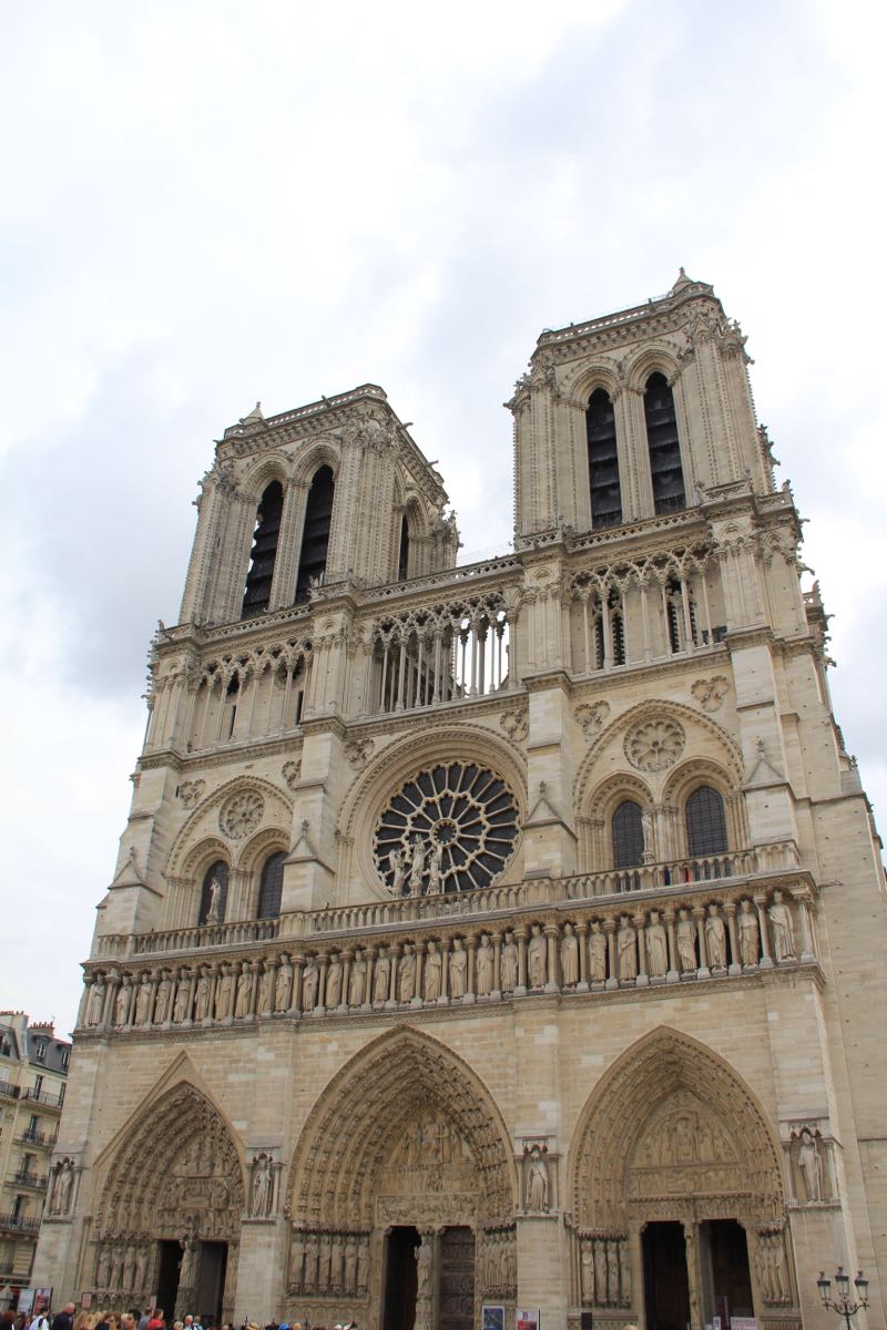 href="/item/哥特式">哥特式 /a>建筑(英语:gothic architecture),或