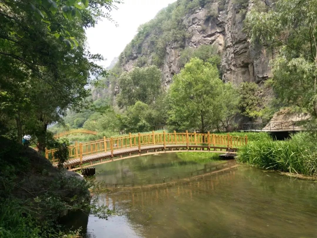 data-lemmaid="429890">大泉湖游览区 /a>,为青天河景区之精华