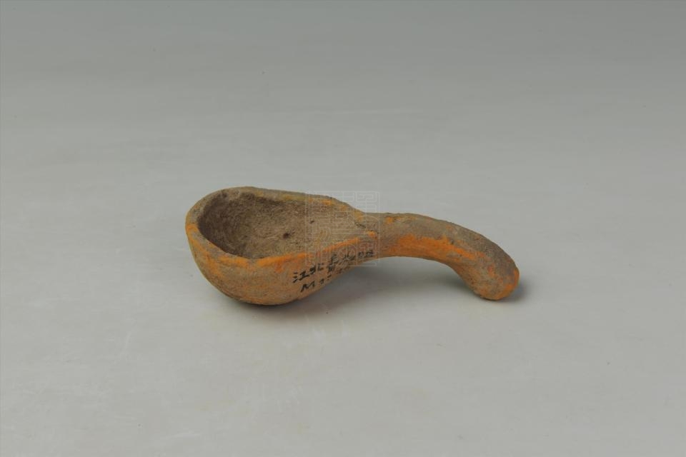 东汉青釉红陶勺