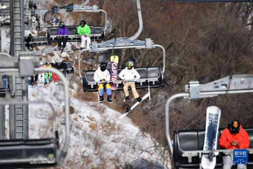 <p>2022年2月15日，宝鸡市太白县鳌山滑雪场
