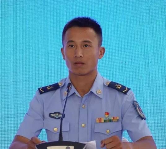 赵宁宁（中国人民解放军空降兵某部“黄继光班”第39任班长）_百度百科