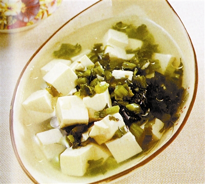  p>雪菜红白汤是一道菜品,主料是雪菜,传统豆腐等. /p>