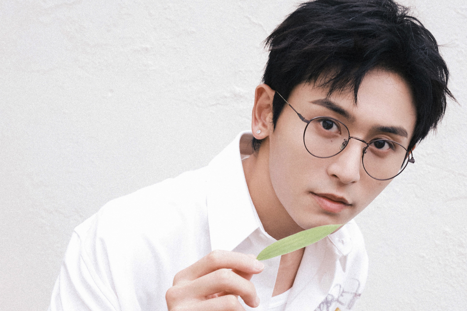  p>张哲瀚,1991年5月11日出生于江西省新余市,中国内地影视男演员