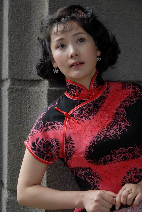 1963年4月11日出生于浙江省舟山市岱山县,中国内地影视女演员,国家一