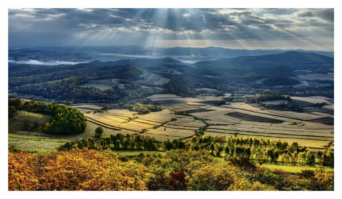  p>位于吉林省安图县两江镇,长白山脚下,紧邻松花江,物华天宝,人杰