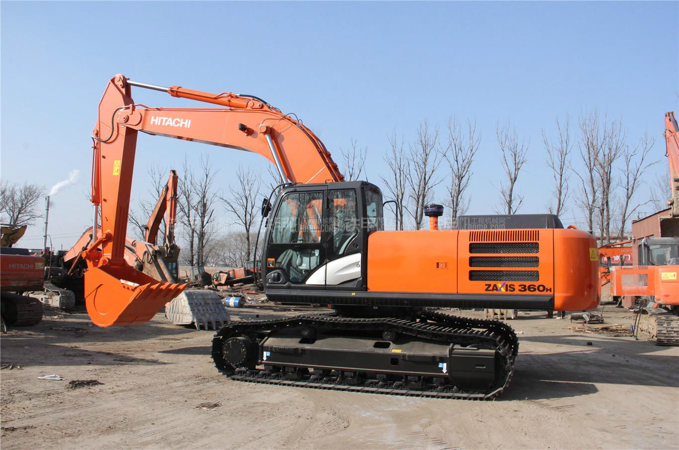  p>日立zx360h-5g挖掘机是一种整机质量为33800kg,铲斗容量为1.