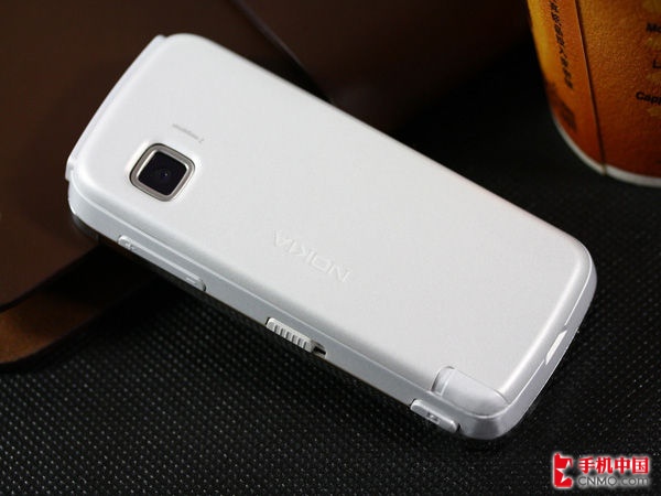  p>诺基亚5238是一款手机,操作系统为symbianv5. /p>