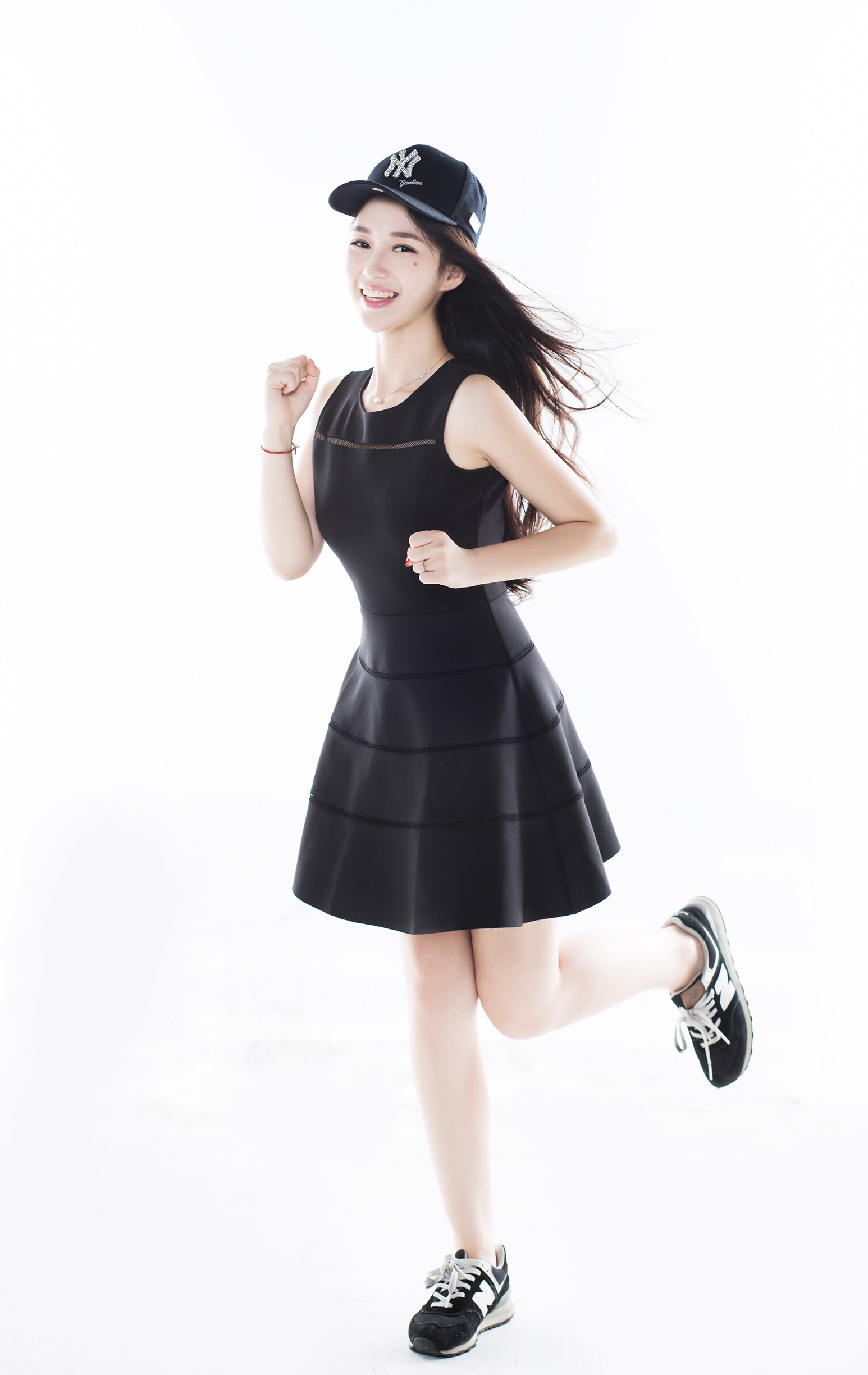 陈格格,中国内地女演员,编舞老师,毕业于上海戏剧学院表演系