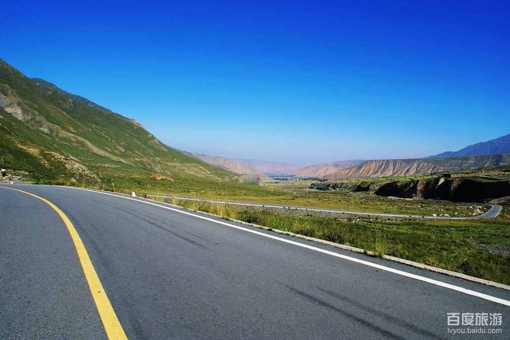  p data-id="gnb6s6fmnf">达力加山位于甘南藏族自治州夏河县甘加乡