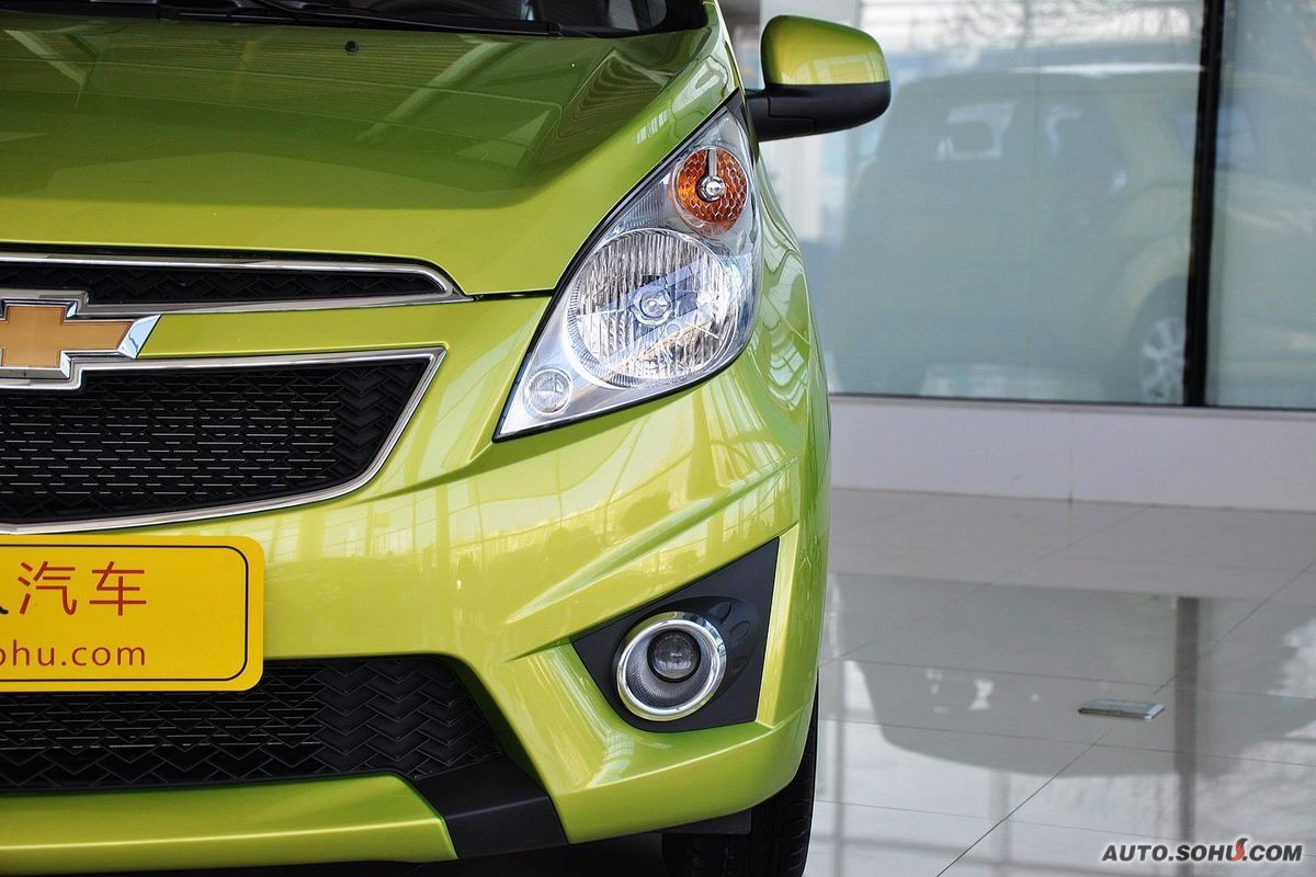  p>雪佛兰斯帕可(spark)是上海通用汽车雪佛兰推出的首款1.
