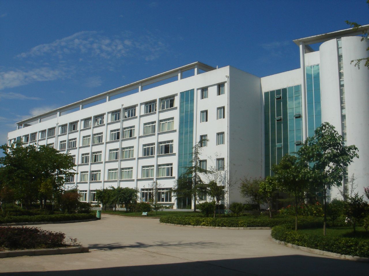 四川省西充中学