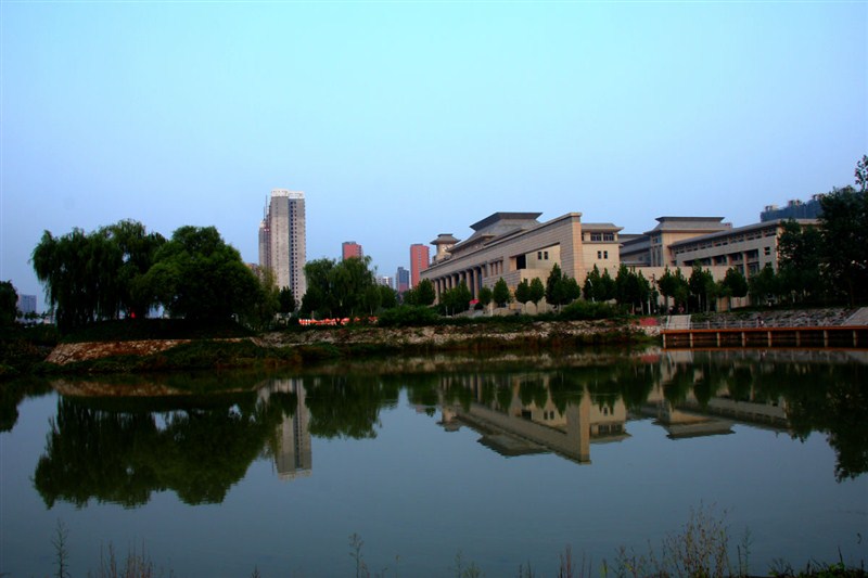 河南省驻马店市黄淮学院