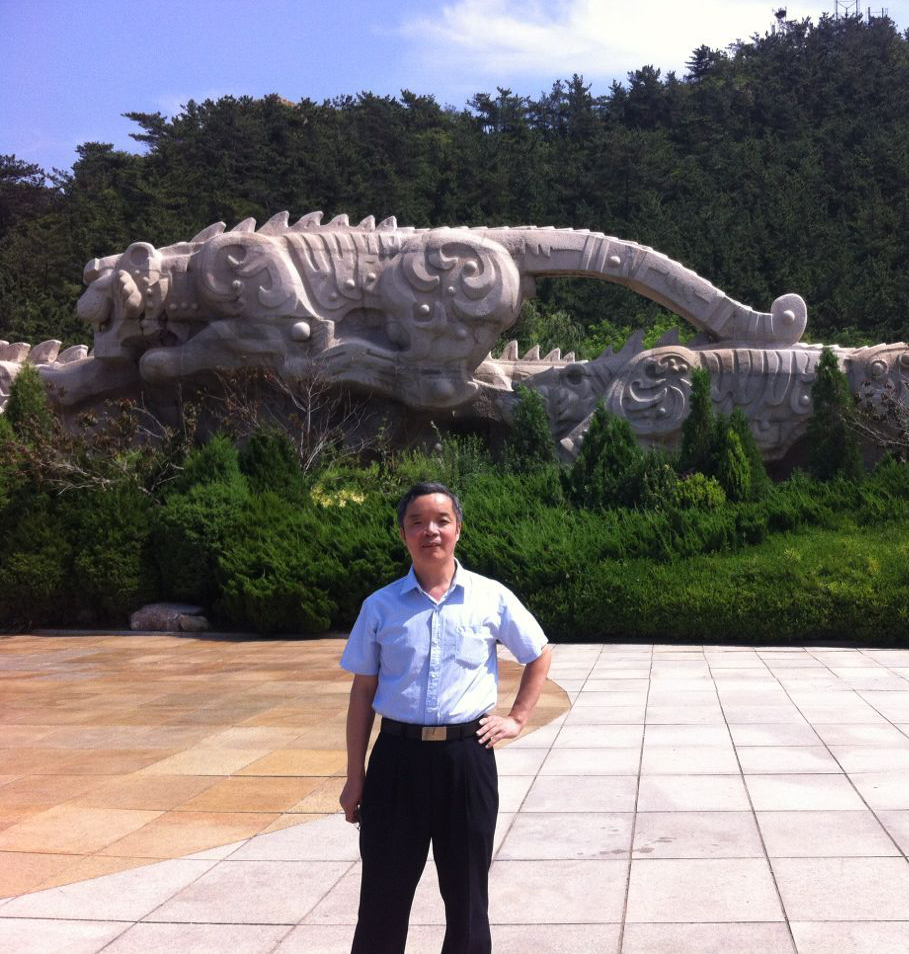  p data-id="go08juozo5">曹伟,男,1965年2月生,河南省商城县人,博士