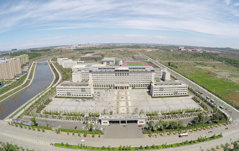  p>双鸭山市第一中学(no.