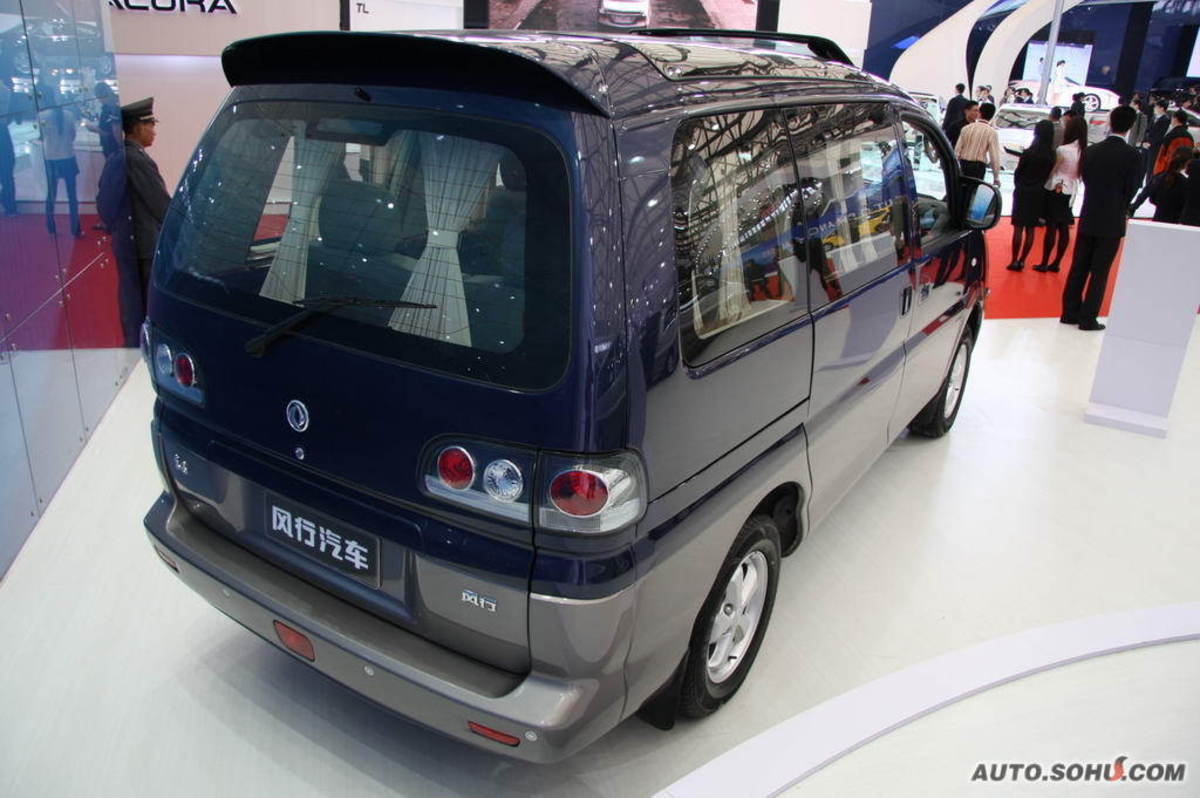  /a>旗下乘用车品牌东风风行于2001年推出的中国第一辆自主品牌商务m
